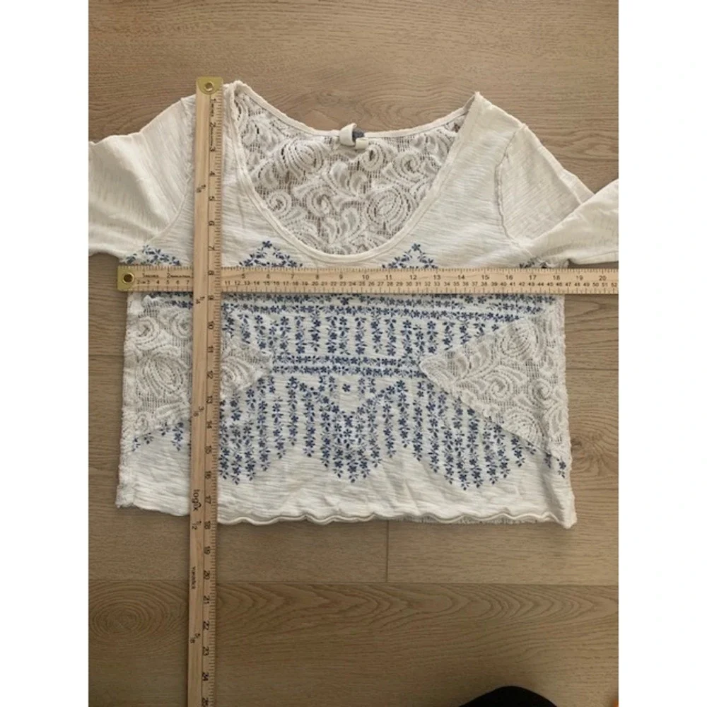 We‎ The Free Free People Ivory Blue Lace Back Crop Top Small